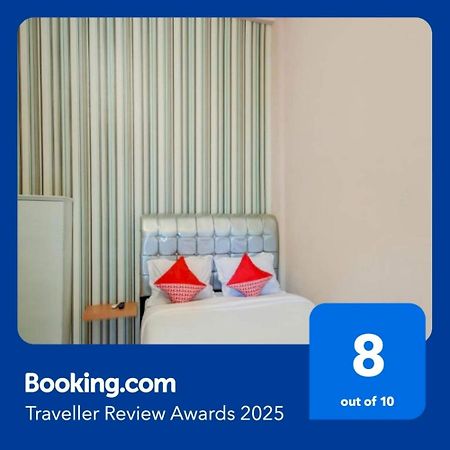 Oyo 3389 Sonya Homestay Syariah Tebing Tinggi Exterior photo